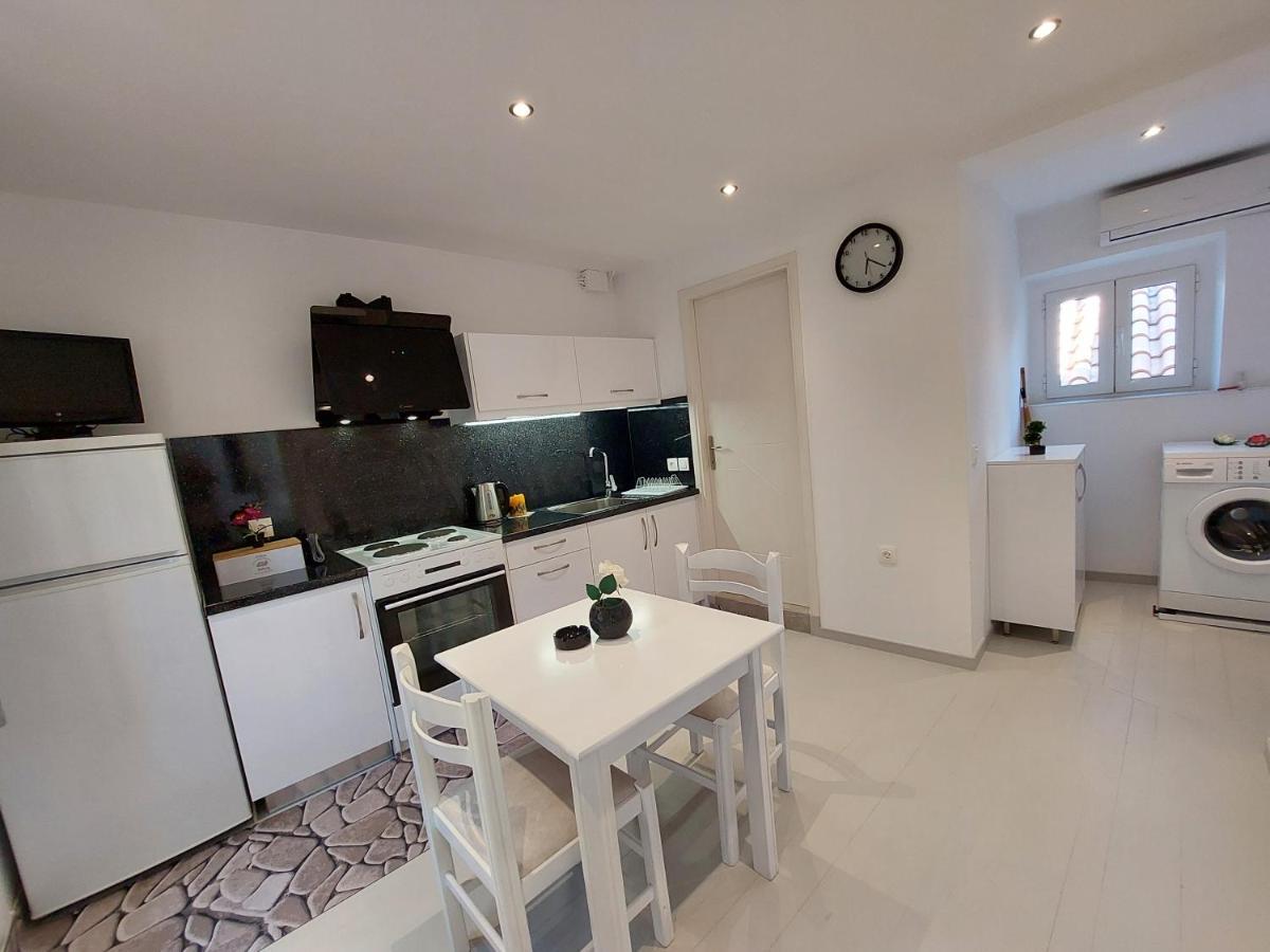 شقة Akis Luxury Flat Corfu  المظهر الخارجي الصورة